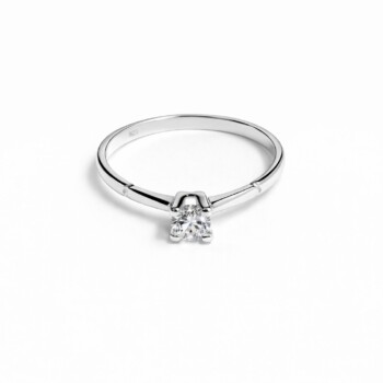 Inel din Argint 925 cu Zirconia – Solitaire Elegant, Design Clasic