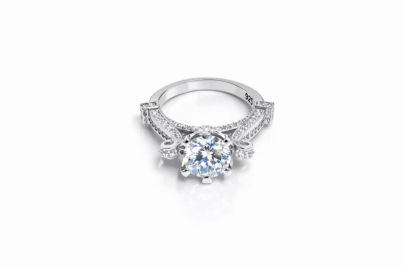 Inel din Argint 925 cu Zirconia – Model Royal Sparkle